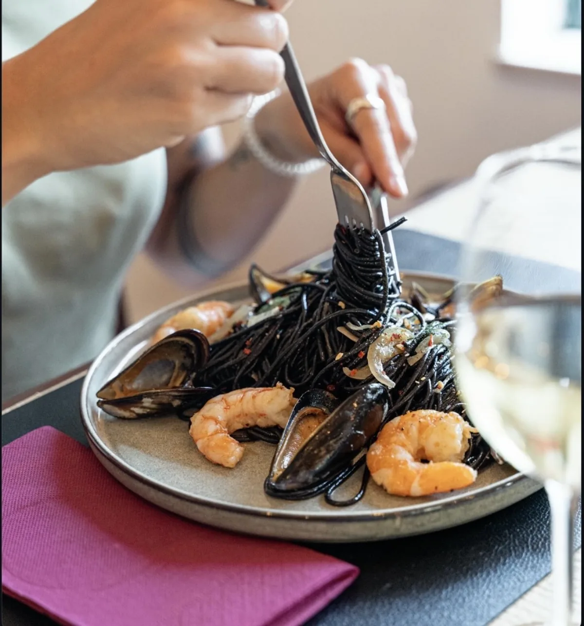 Spaghetti al nero com mariscos — Menu de Verão 2025 — edição anterior